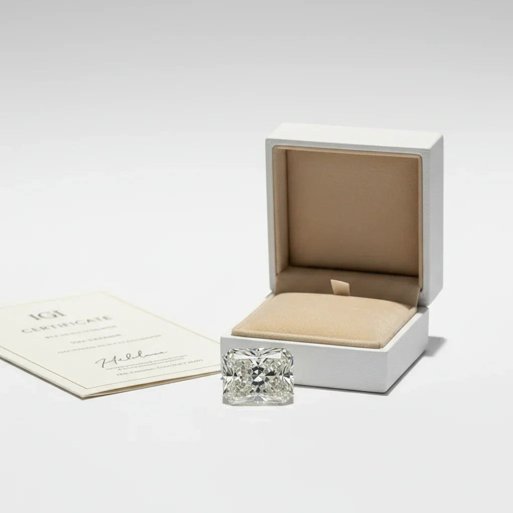 Certified loose princess cut diamond with IGI certificate, perfect for bespoke engagement rings